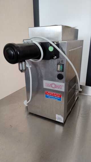 (Locatie Eindhoven), Sonomat, Slagroommachine